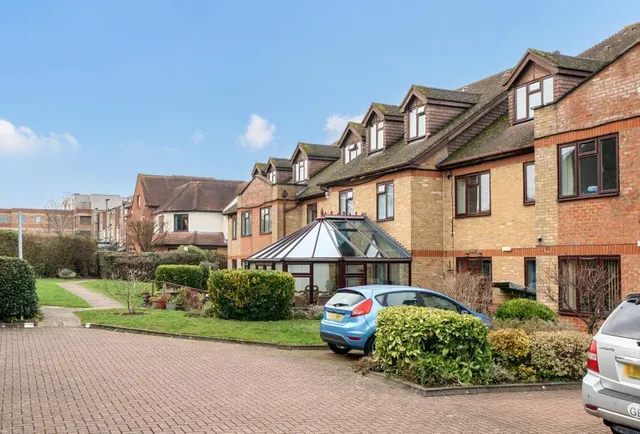 Stafford Road, Wallington, SM6, photo 1