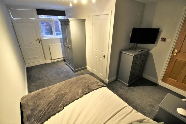 Estcourt Avenue, Headingley, LS6, photo 2