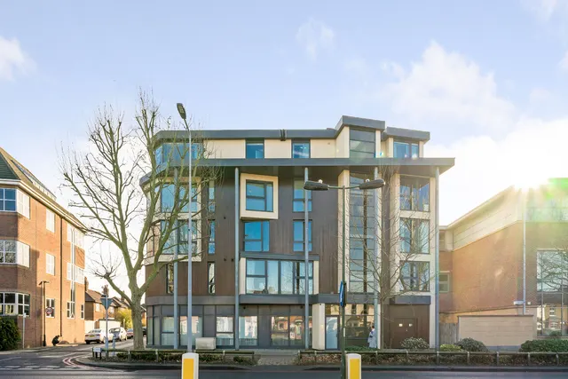 Eminence House, Richmond, TW9, photo 2