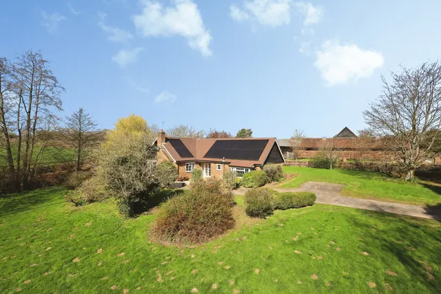 East Hoathly, BN8, photo 3