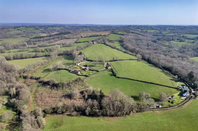 Whitegates Lane, Wadhurst, East Sussex, TN5 6QG, photo 1