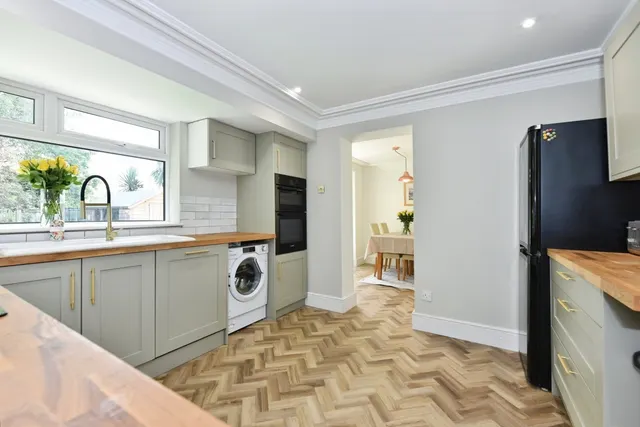 Photo 2 — Stoneley Crescent, Sheffield, South Yorkshire, S12