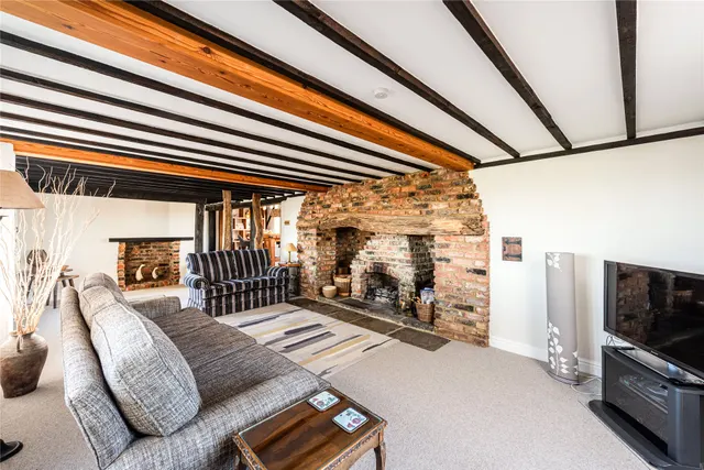 Wood End, Tingrith, MK17, photo 3
