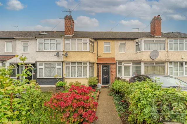 Tynemouth Drive, Enfield, photo 1