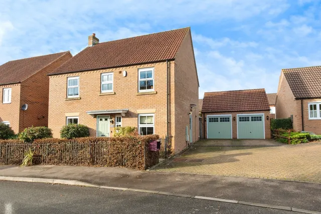 Photo 2 — Knowles Way, Bardney, Lincolnshire, LN3