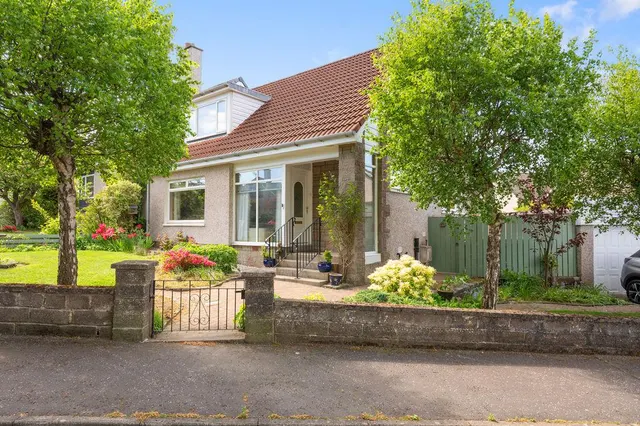 Dumyat Drive, Falkirk, FK1 5PA, photo 1