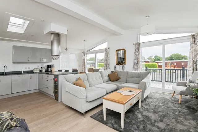 Sidmouth Road, Rousdon, DT7, photo 3