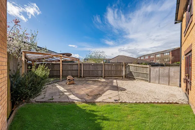 Grampian Way, Langley, Slough, SL3 8UH, photo 1