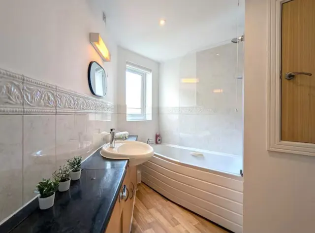 Waterside Drive, Hockley, B18, photo 2