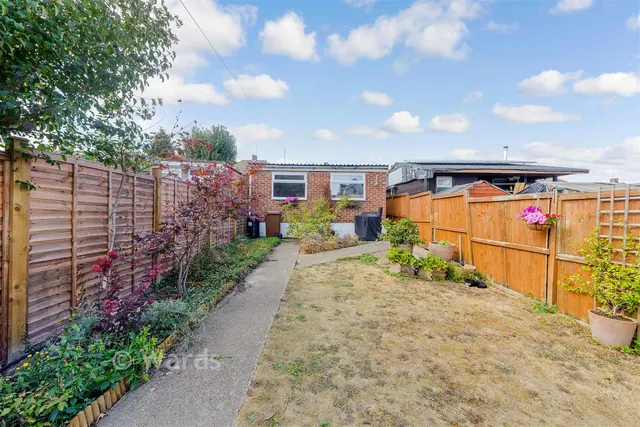 Maidstone Road, Rainham, ME8, photo 2