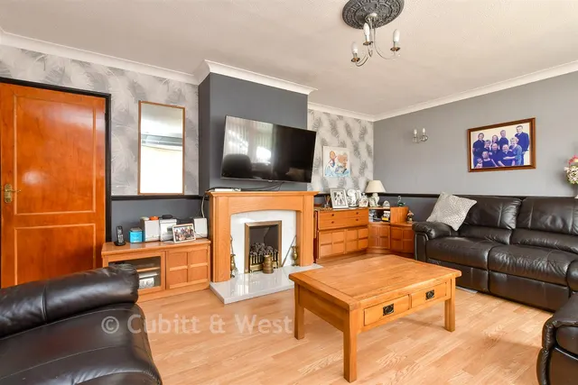 Ramillies Gardens, Bognor Regis, PO22, photo 2