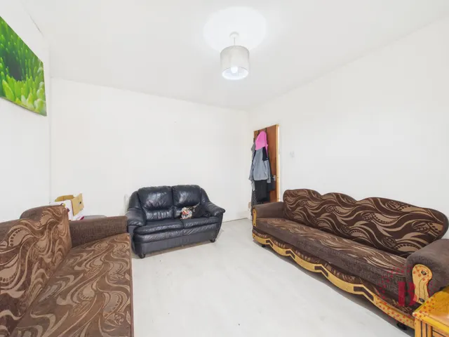 Photo 3 — Birrell Road, Forest Fields, Nottingham, NG7