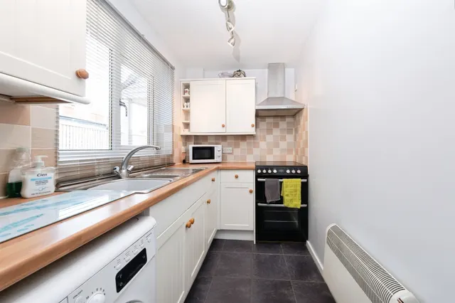 Campbell Close, Buckingham, MK18, photo 2