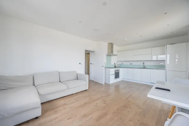 Photo 2 — Flat 45, Tiller House, LONDON