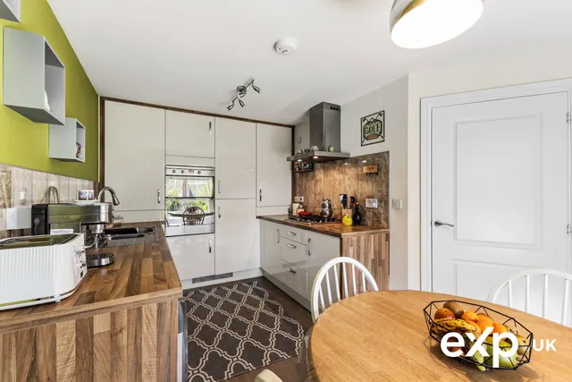 Highfield Avenue, Langwith Junction, NG20, photo 2