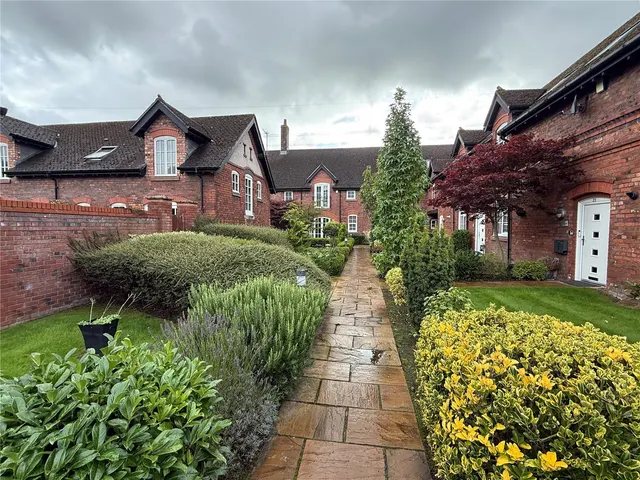 Ryder Court, Rainhill, L35, photo 3