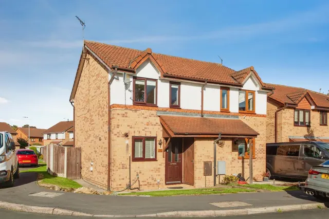 Parkinson Close, Wakefield, WF1, photo 1