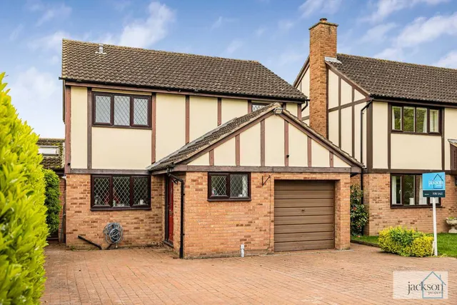Quantock Close, Hereford, Herefordshire, photo 1