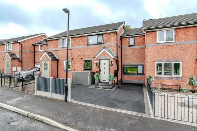 Lakeland Gardens, Chorley, PR7, photo 1