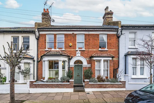 Freke Road, London, SW11, photo 1