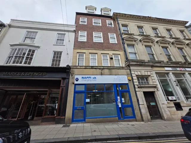 32 St Nicholas Street, Scarborough YO11 2HF, photo 1
