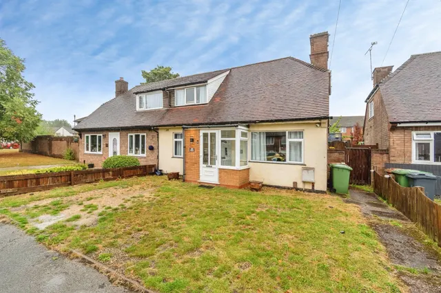 Kent Close, Aldridge, WALSALL, photo 1