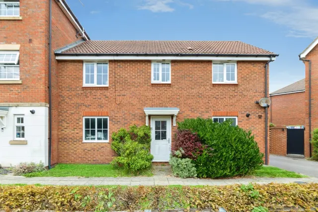 Mendip Way, Stevenage, SG1, photo 1