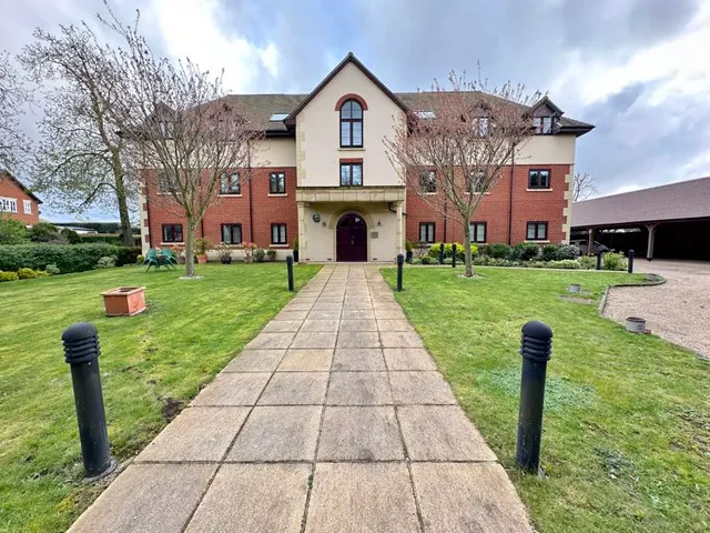 Rectory Road, Orsett, RM16, photo 2