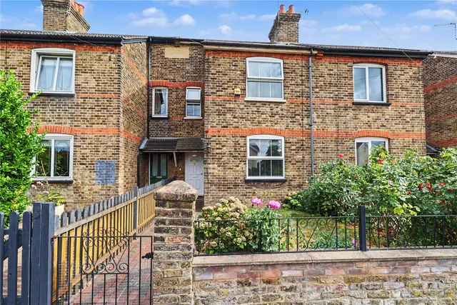 Princess Road, Woking, GU22, photo 1