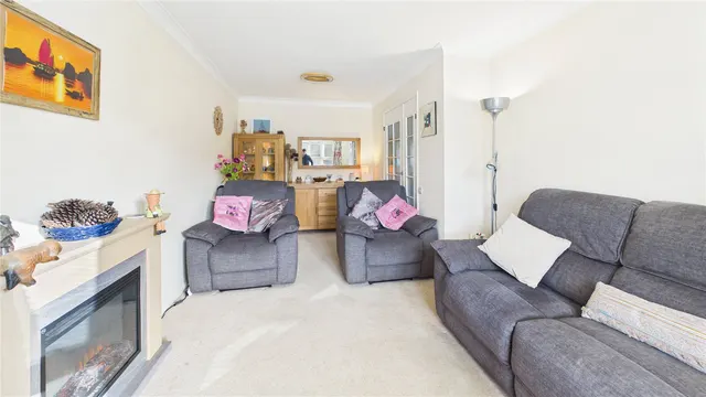 The Grange, Chobham, GU24, photo 3