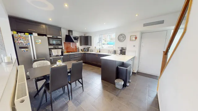 Pemberton Drive, Meir Heath, ST3, photo 3