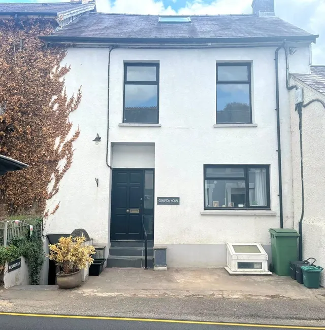 High Street, Llandysul, SA44, photo 1