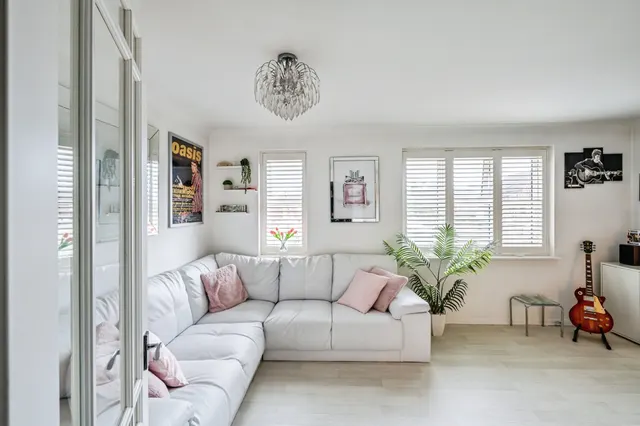 Falmouth Close, Eastbourne, BN23, photo 3