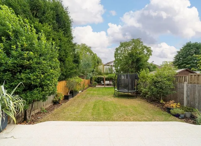 Photo 3 — Vincent Road, Isleworth, TW7