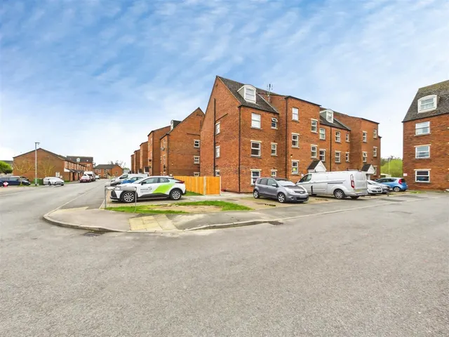 Willow Tree Close, Lincoln, LN5, photo 1