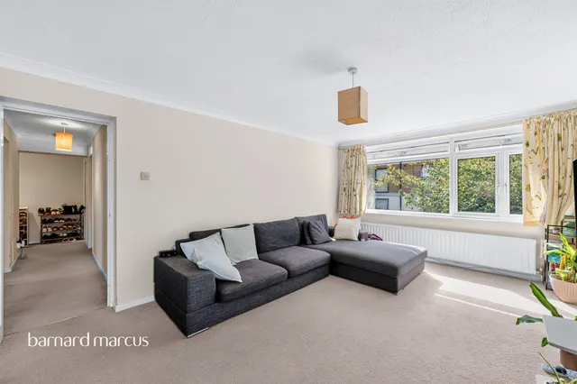 St. James Road, Sutton, SM1, photo 2