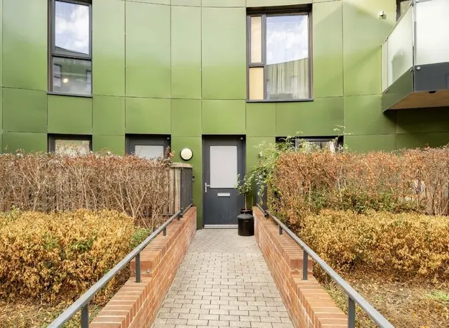 Beames Road, Harlesden, NW10, photo 1
