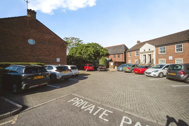Eastgate Gardens, Taunton, TA1, photo 3