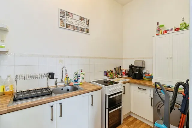 Fairfield Terrace, Newton Abbot, TQ12, photo 2