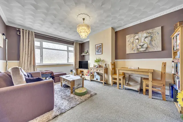 Chaucer Road, Romford, RM3, photo 2