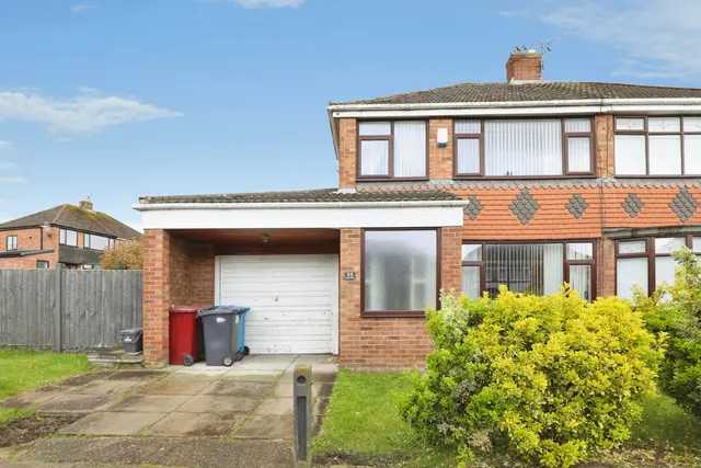 Rowan Drive, Liverpool, L32, photo 1