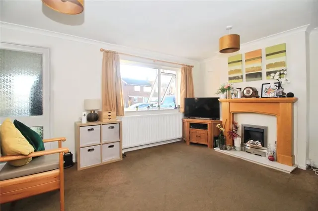 Photo 3 — Roston Drive, Hinckley, Leicestershire, LE10