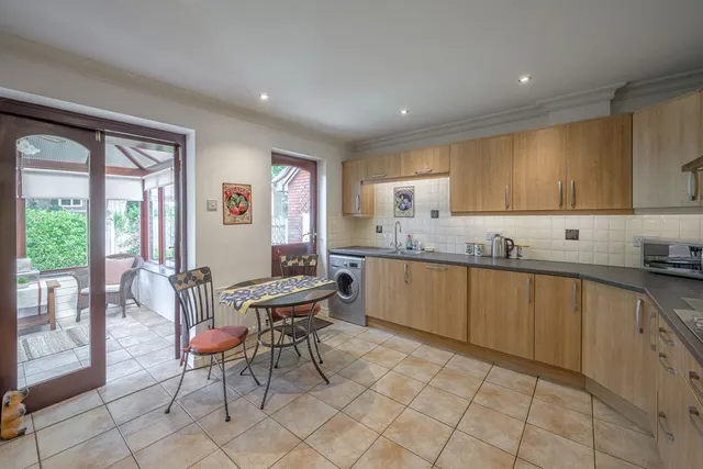 Harringay Drive, Norton, DY8, photo 3