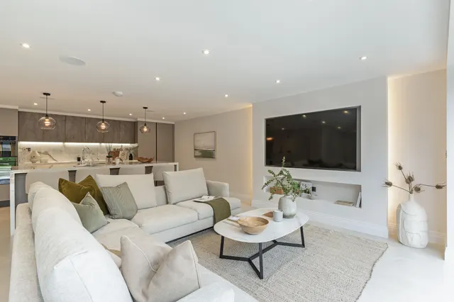Crabtree Lane, Harpenden, AL5, photo 1