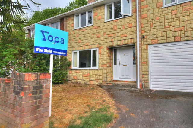 Oak Avenue, Sandhurst, GU47, photo 1