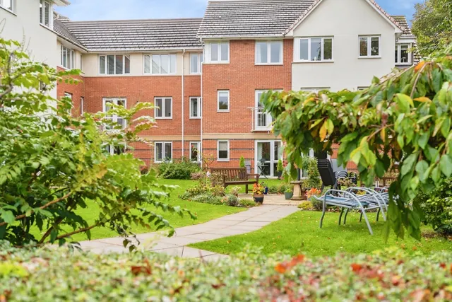 Bradshaw Lane, Grappenhall, WA4, photo 3