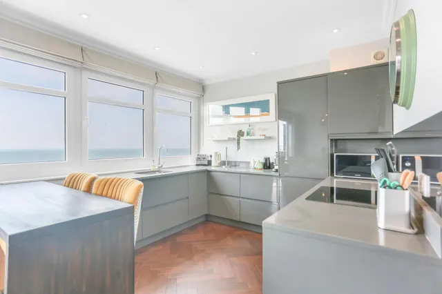 Kings Road, Brighton, BN1, photo 2
