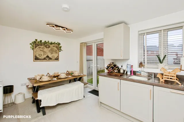 Clarence Drive, Hatton, DE65, photo 2