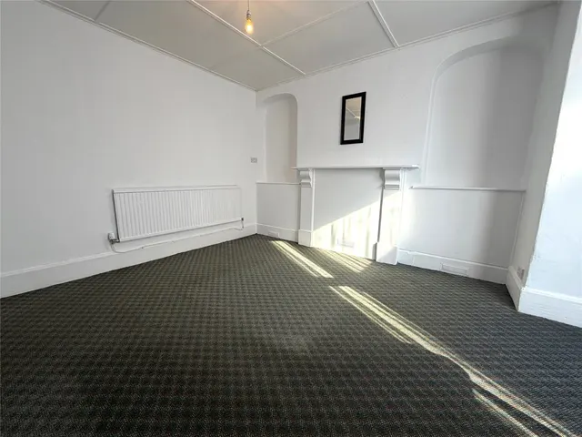 Goodwick, SA64, photo 2