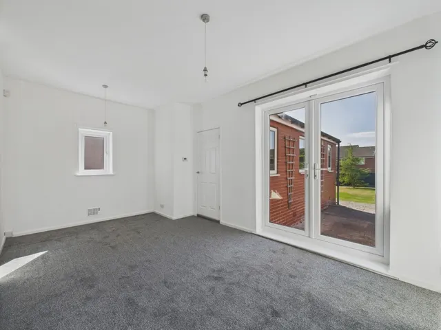 Photo 3 — Rockcliffe Road, Rawmarsh